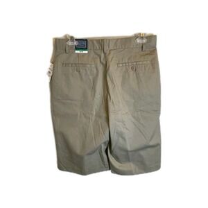 Austin Clothing Co. uniform shorts Size 44W  Young Men / Men khaki‎ flat NWT